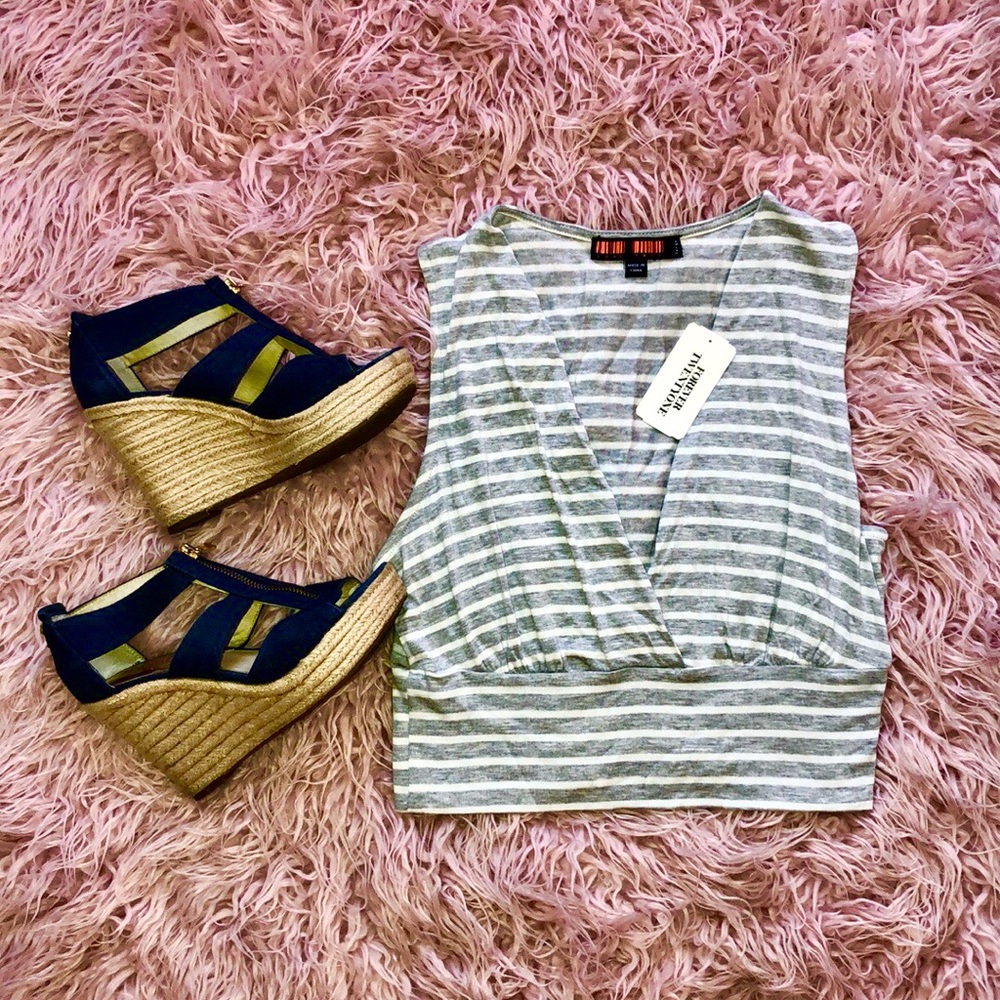 ✨✨NWT Forever 21 Striped Top